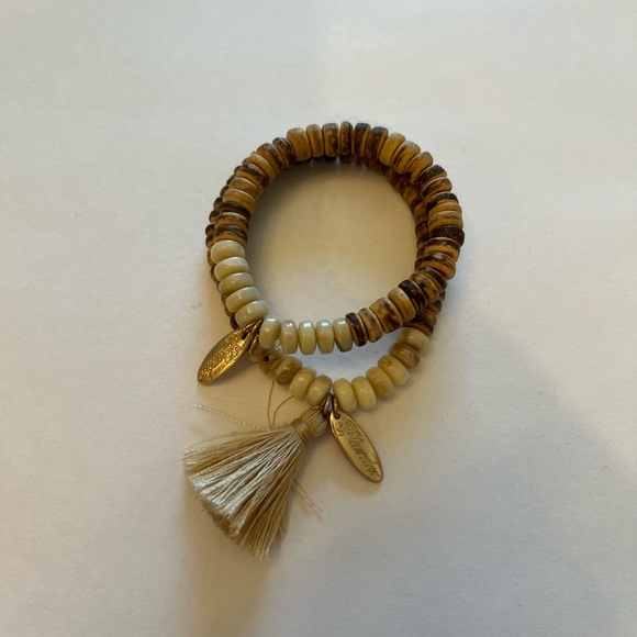 3/$15 or 4/$20 Plunder Design Natural bracelet set - Picture 2 of 2